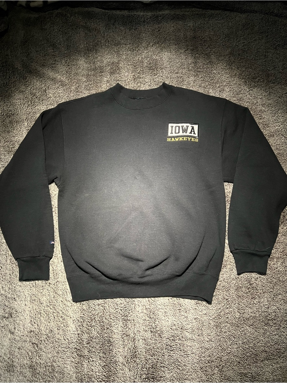 VTG 90s Iowa Hawkeyes crewneck